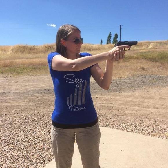 Meet your Posher, Tiffany - Picture 1 of 1